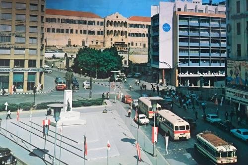 ساحة-رياض-الصلح-1968